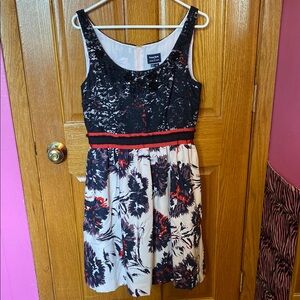 Peter Som Made in Kind Anthropologie Black Lace Dress with Red and White Details